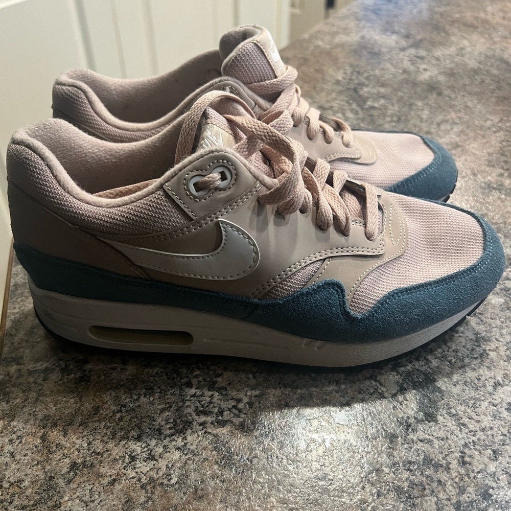 Nike Air Max